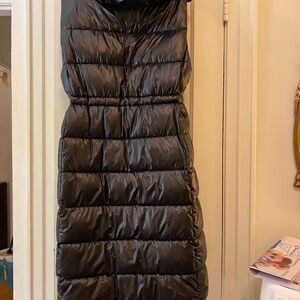 DKNY Jeans Sleeveless faux down coat